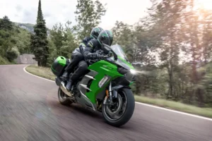 カワサキから「Ninja H2 SX SE」がカラー＆グラフィックを変更し2025年3月1日より発売