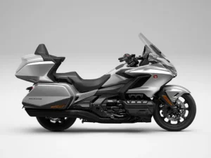 大型ツアラー「Gold Wing Tour」と特別仕様の 「Gold Wing Tour 50th ANNIVERSARY」を受注期間限定で発売【本田技研工業】
