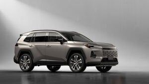 新型「RAV4」を世界初公開【トヨタ自動車】
