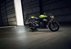 トライアンフから「新型SPEED TRIPLE 1200 RX」発表のお知らせ