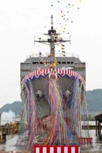 防衛省向け海洋観測艦「あかし」の命名・進水式、三菱造船が下関で実施【三菱重工業】