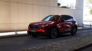 新型「MAZDA CX-5」を欧州で初公開