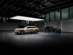 ベントレーの未来のビジョンを具現化するコンセプトカー（EXP15）を発表
