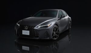 LEXUS、「IS350／IS300h」を一部改良し、特別仕様車“F SPORT Mode Black Ⅳ”を設定