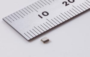 車載向け小型2016サイズ水晶振動子 XRCGB_F_Cシリーズを商品化