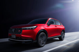 2025年10月発売予定の「VEZEL e:HEV RS」をホームページで先行公開【本田技研工業】