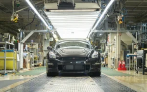 日産自動車、R35 GT-R最終生産車のオフライン式を栃木工場にて開催