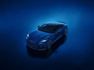 アストンマーティンDB12 S パフォーマンスとスタイルの最高峰