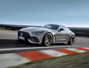 「Mercedes-AMG GT 63 PRO 4MATIC+ Coupé」を追加