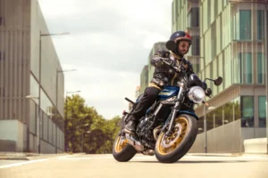 レトロスポーツモデル「Z650RS」に新たなカラーリングが登場｜2025年11月15日発売