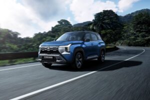 三菱自動車、新型ミッドサイズSUV『デスティネーター』をベトナムで発売