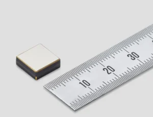 150℃対応のセラミックパッケージ型全固体電池「PSB401010T」を11月よりサンプル出荷開始【マクセル】