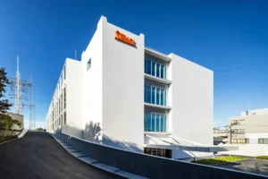 技術研究所 新棟を竣工【スタンレー電気】