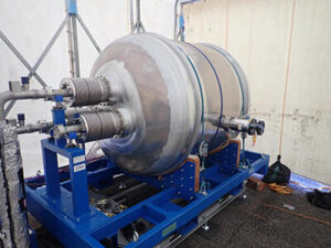 国内初、水素航空機向け燃料タンクの液化水素充填試験に成功【川崎重工業】