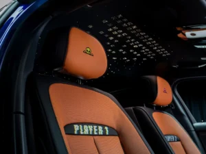 ブラック・バッジ・ゴースト・ゲーマー：アーケードゲームの黄金時代にインスパイアされた一台【Rolls-Royce Motor Cars】