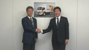 日産車体Gr.とヤマトモビリティが「日産アトラス」を普通免許で運転可能なEVとして甦らせる。