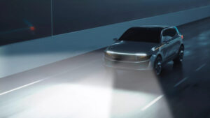 ams OSRAM、超薄型シグネチャーヘッドランプのスタイリングに向けた新世代LEDを発表