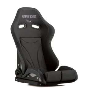 高触感表皮材”NUGRAIN”を採用したセミバケットシート【STRADIAⅢ NUGRAIN（ストラディアスリー・ヌグレ）】発売‼【ブリッド】