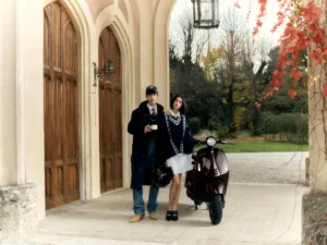 ベスパ 946 HORSEを発表