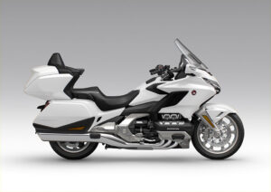大型プレミアムツアラー「Gold Wing Tour」の カラーバリエーションを変更し発売【本田技研工業】