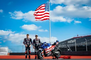 APRILIA RACINGが「aprilia X 250TH」を発表