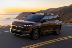 SUBARU　新型バッテリーEV「ゲッタウェイ」を世界初公開