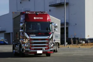 Ｌ４物流自動運転トレーラー推進協議会にて自動運転セミトレーラーの走行実証を実施【ロボトラック】