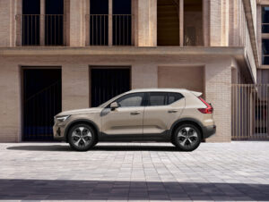 ボルボXC40に、新ラインアップとして 特別仕様車「XC40 Ultra B4 AWD Selection」が登場