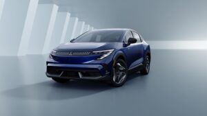 三菱自動車、新型電気自動車『エクリプス スポーツバック』を米国およびカナダに投入