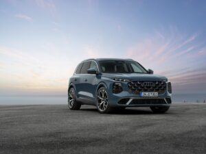 新型Audi Q7発表：成功を収めてきたSUVの第3世代、多用途性と卓越したパフォーマンスを融合