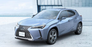 LEXUS、「UX300h」に“Shining Essence”を追加設定