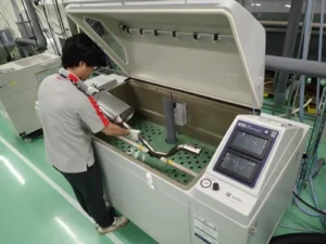 OKI、自動車部品・材料向け「JASO M 609:2024」対応塩水腐食試験サービスを開始