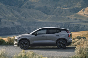 ボルボEX30 Cross Countryに後輪駆動（RWD）を採用した特別仕様車を導入