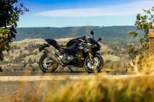 カワサキから“LIGHT, FUN, EASY”がコンセプトの「Ninja 500」の2027年モデルが登場│2026年10月17日(土)に発売